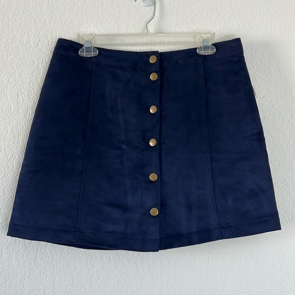 Old Navy Dresses & Skirts - NWT Old Navy Navy Blue Suede Mini‎ Skirt